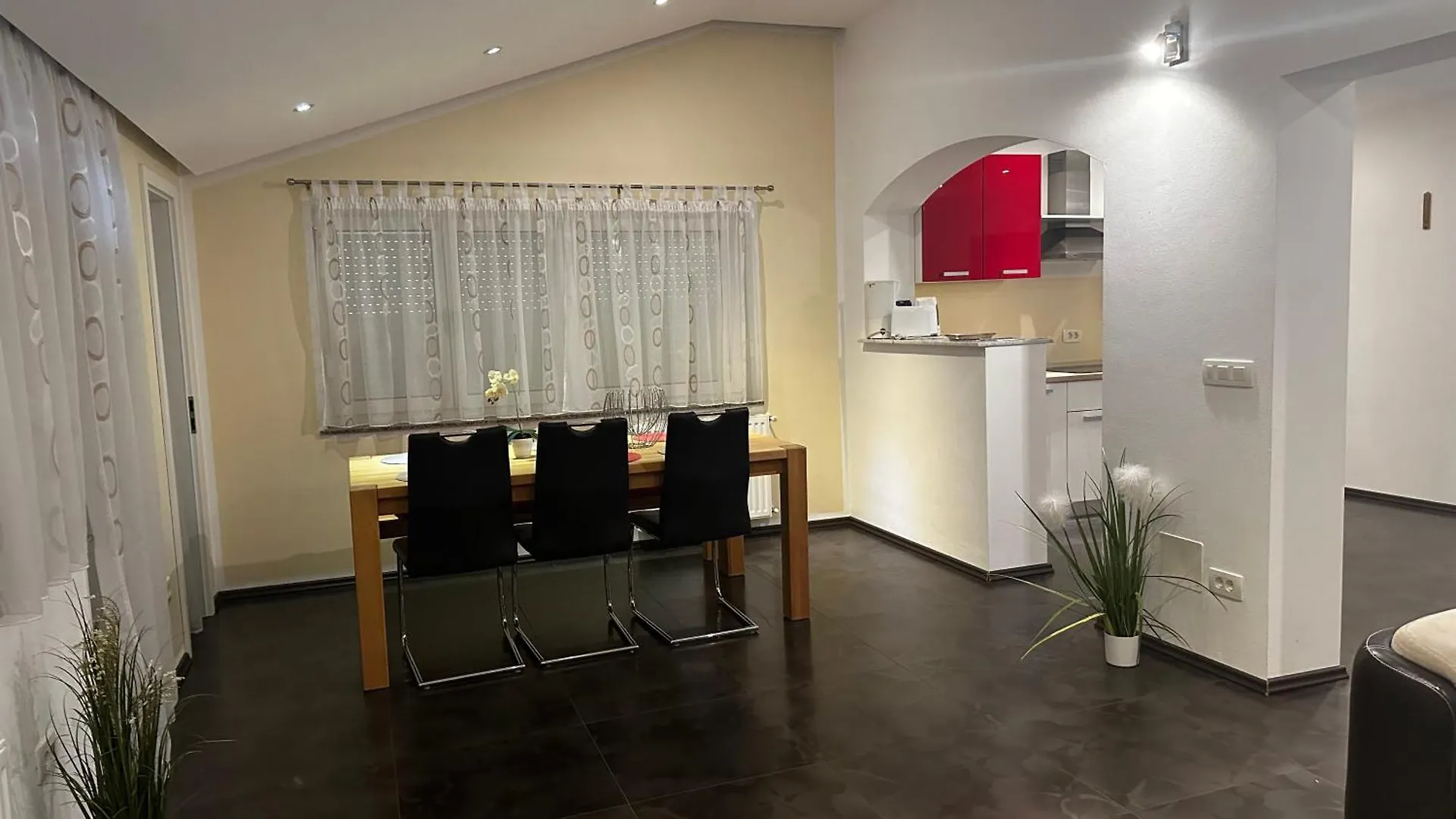 Deluxe Apartment Playa Valbandon