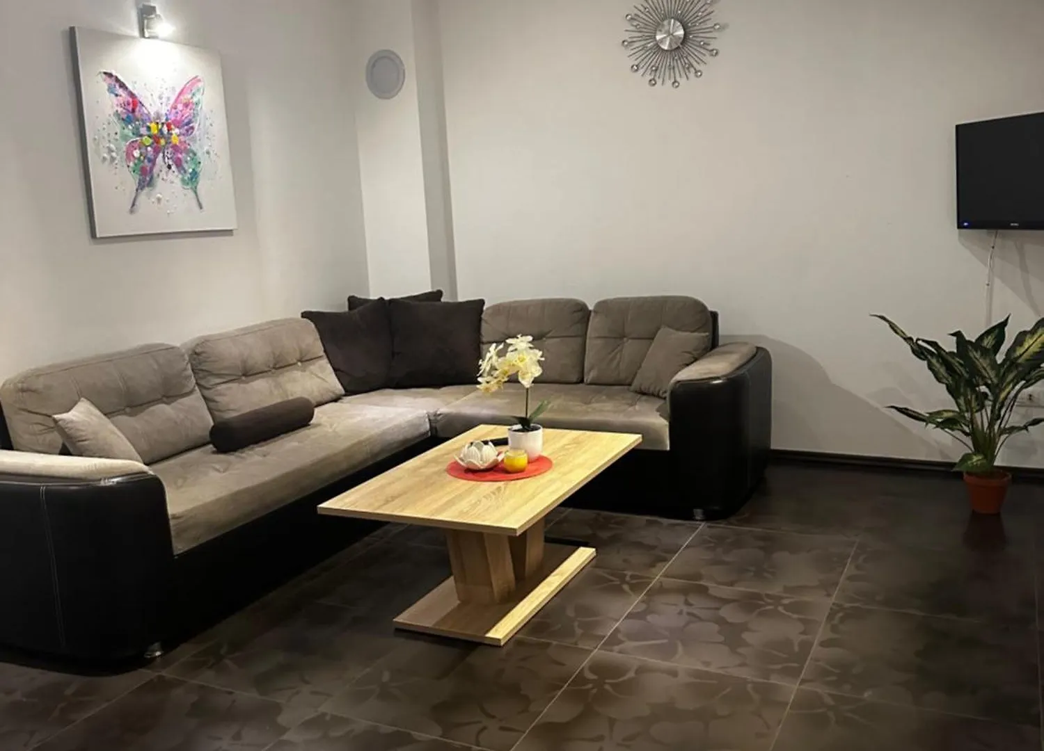 Deluxe Apartment Playa Valbandon