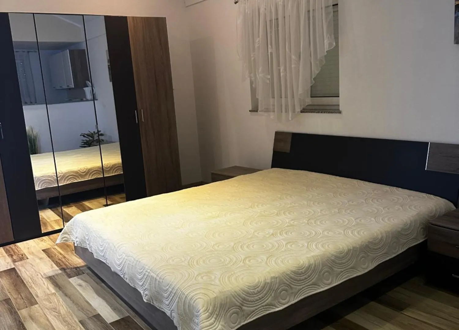 Deluxe Apartment Playa Valbandon
